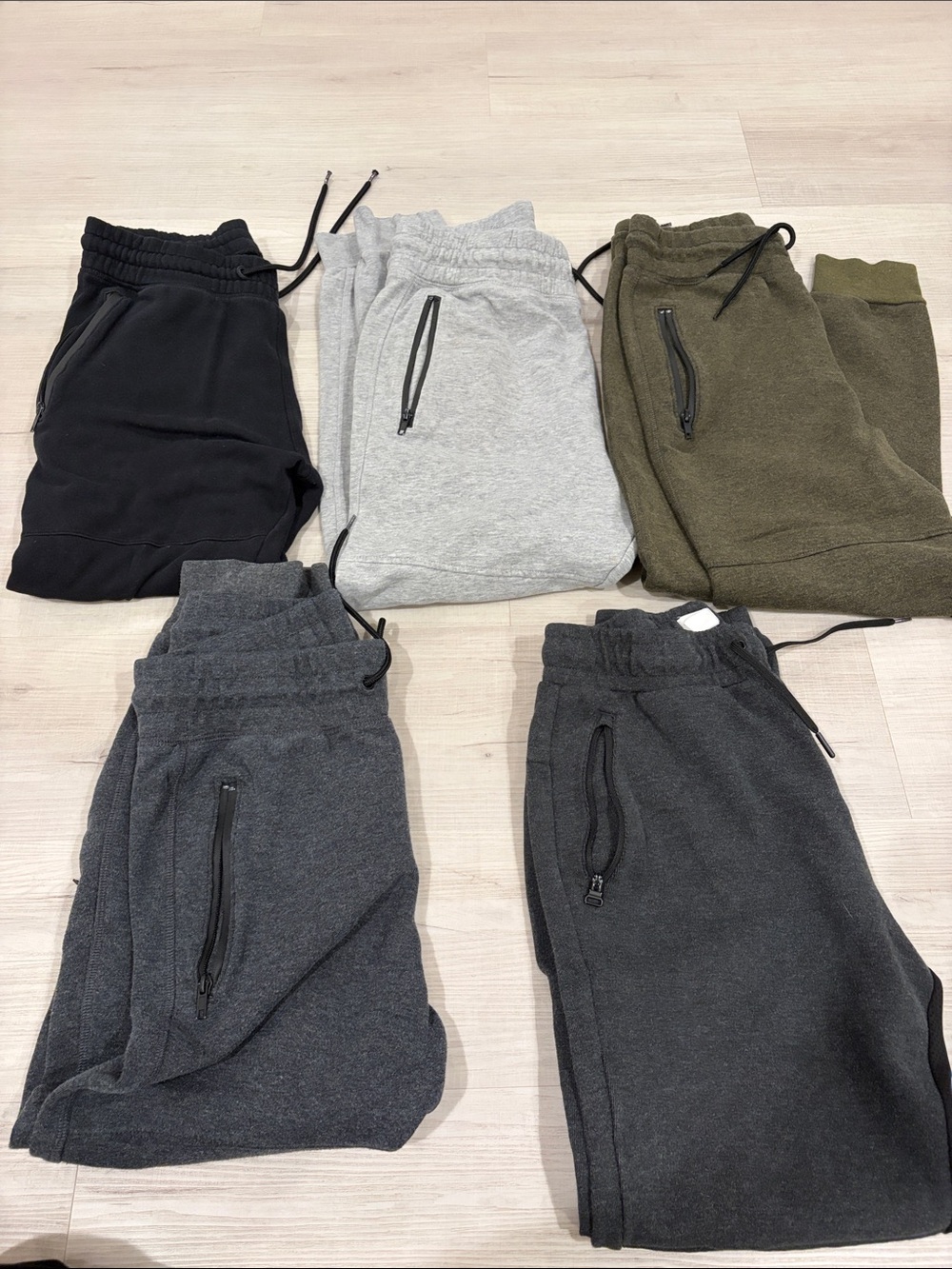 H&M Divided Sweatpants Bundle - 5 Pairs